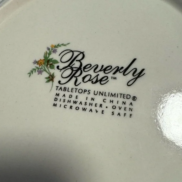 Beverly Rose White Pink Floral Dinnerware Salad Plates Elegant Cottagecore VTG - Picture 8 of 11
